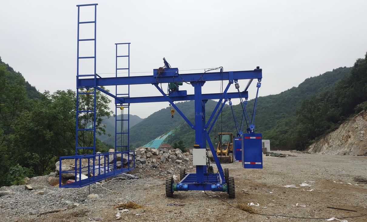 防撞墙模板台车